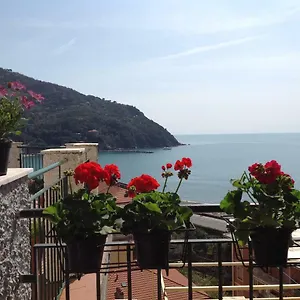 Partenope Appartamento Levanto