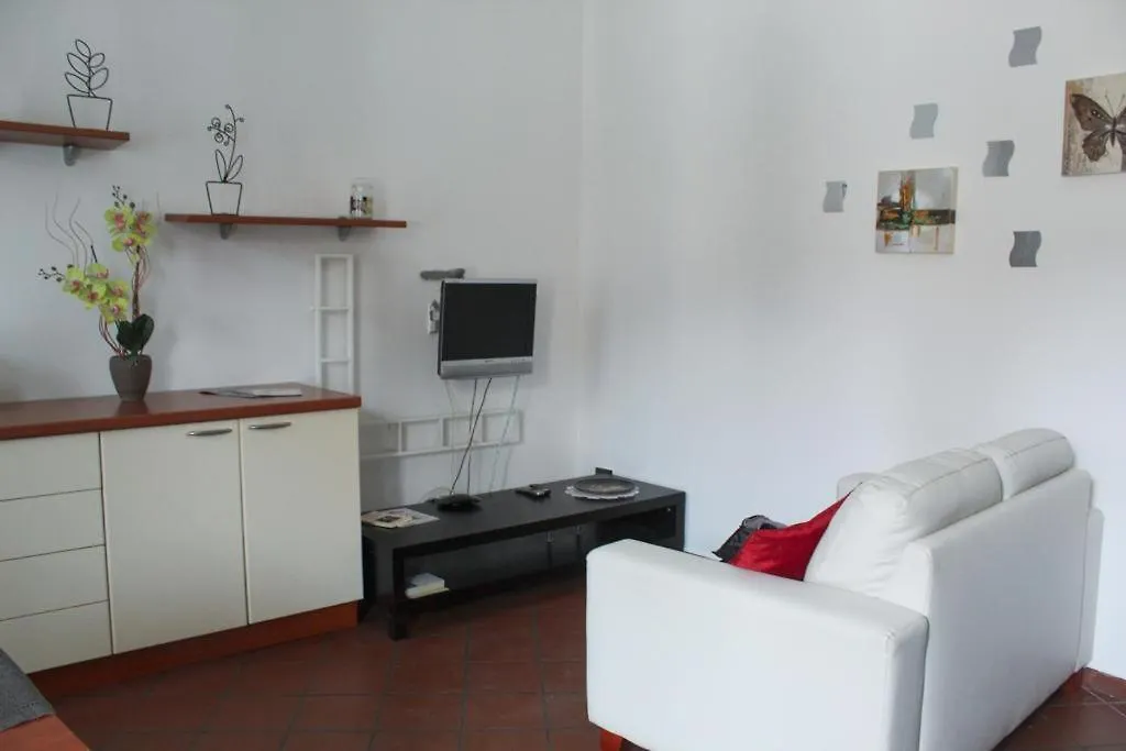 Al 15 Apartment Samarate Italy