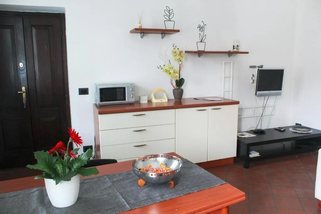 Al 15 Apartment Samarate Italy