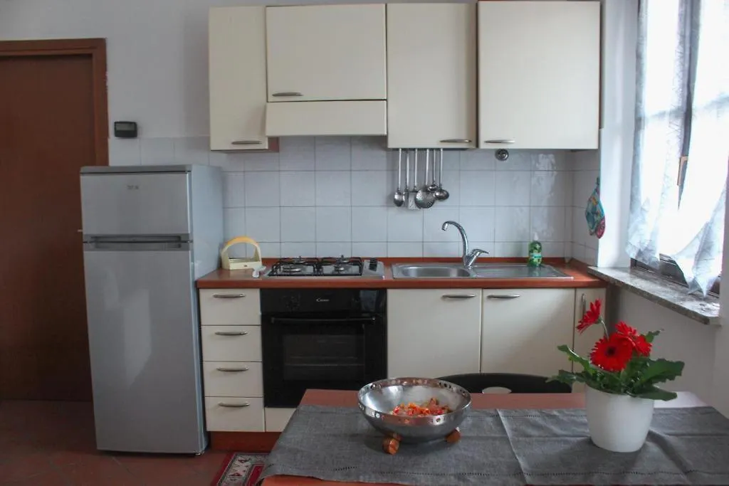 Al 15 Apartment Samarate